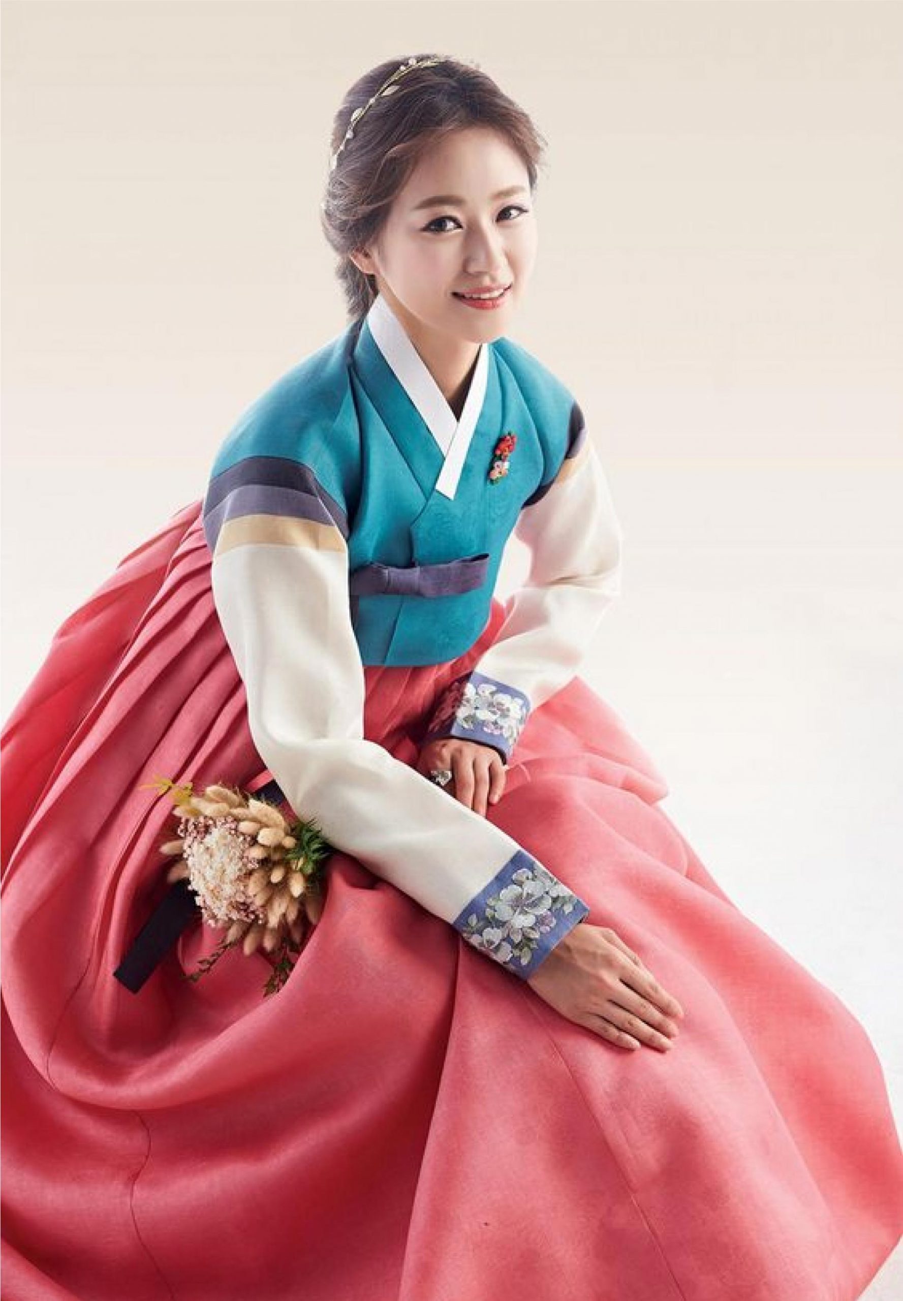 Nét Đặc Biệt Trong Trang Phục Truyền Thống Hanbok Của Hàn Quốc  GoldenTour